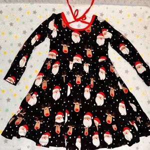 4T EUC bums and roses Santa’s dress!